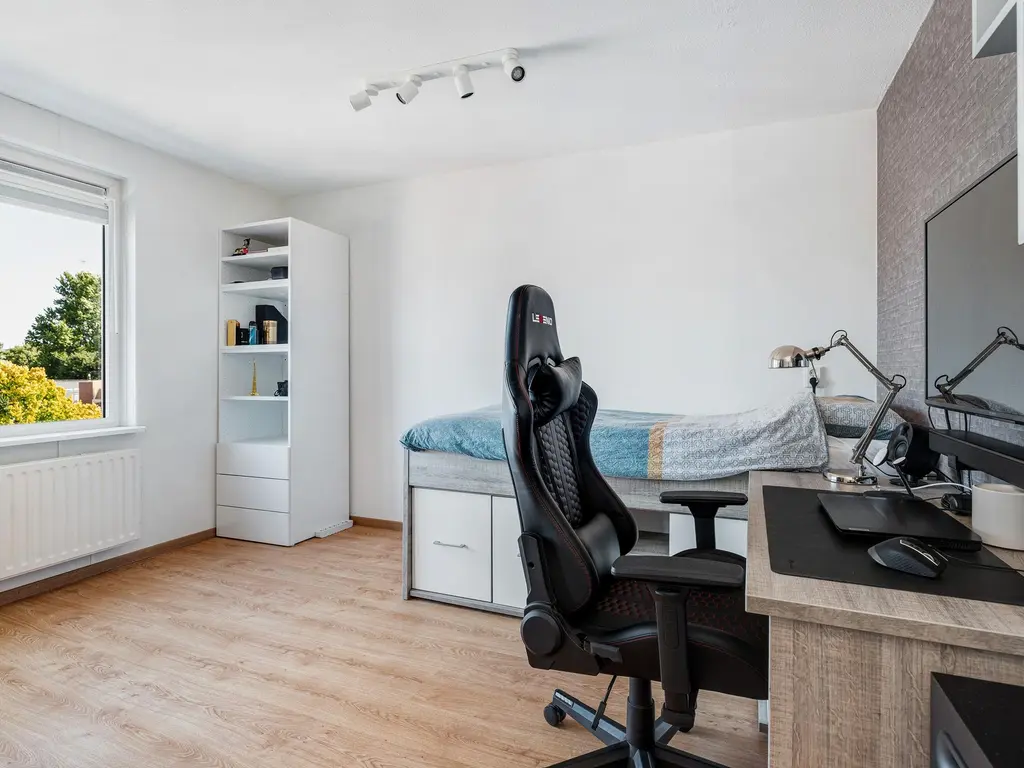 J. Bosmanstraat 30, 'S-GRAVENHAGE