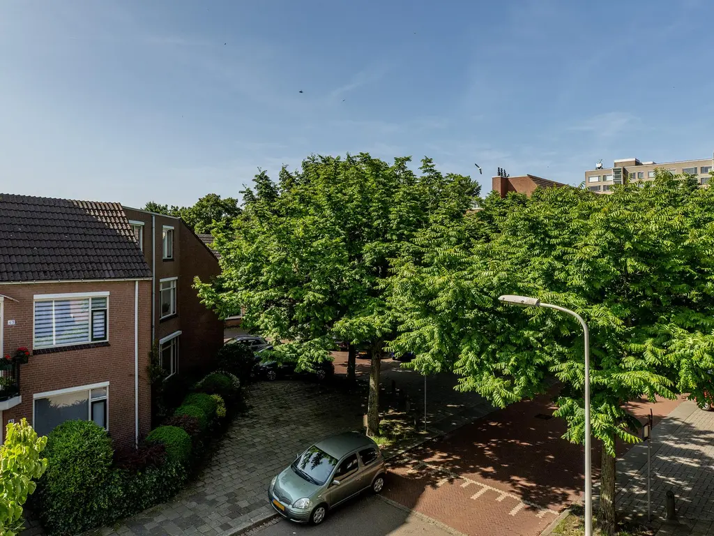 J. Bosmanstraat 30, 'S-GRAVENHAGE