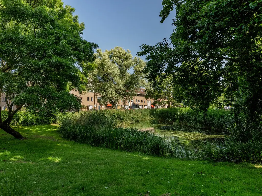 J. Bosmanstraat 30, 'S-GRAVENHAGE