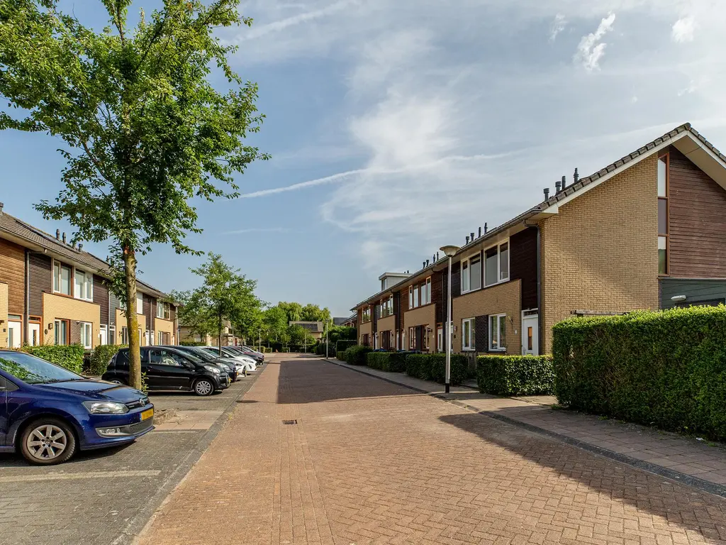 Van der Linden-akker 24, BARENDRECHT