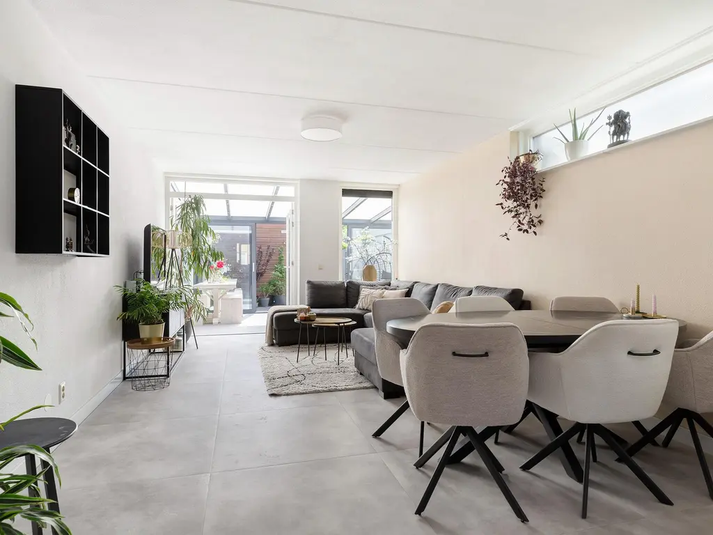 Van der Linden-akker 24, BARENDRECHT