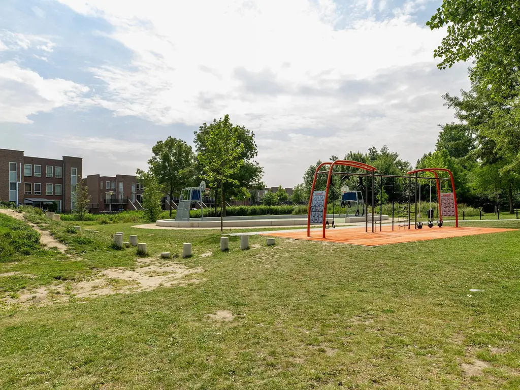 Van der Linden-akker 24, BARENDRECHT