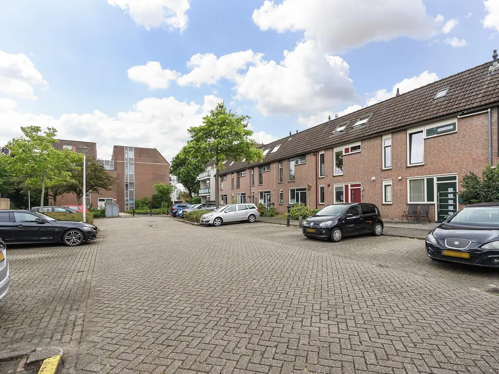 Pensteen 11, WATERINGEN