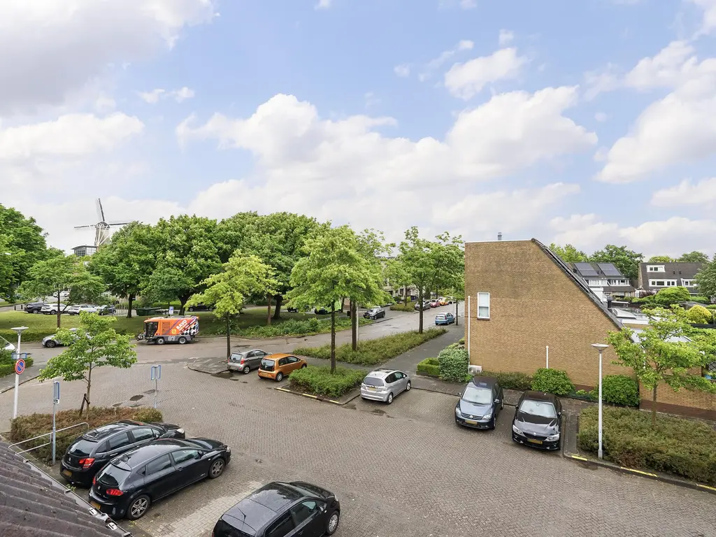 Pensteen 11, WATERINGEN