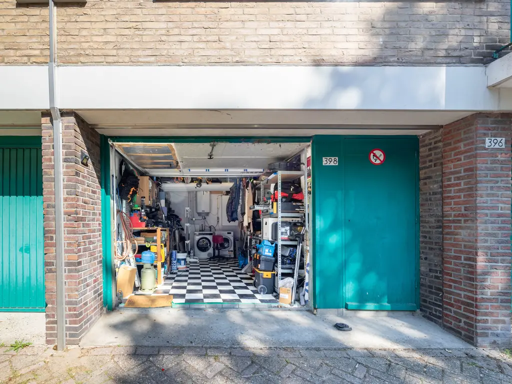 Burgemeester Caan van Necklaan 442, Leidschendam