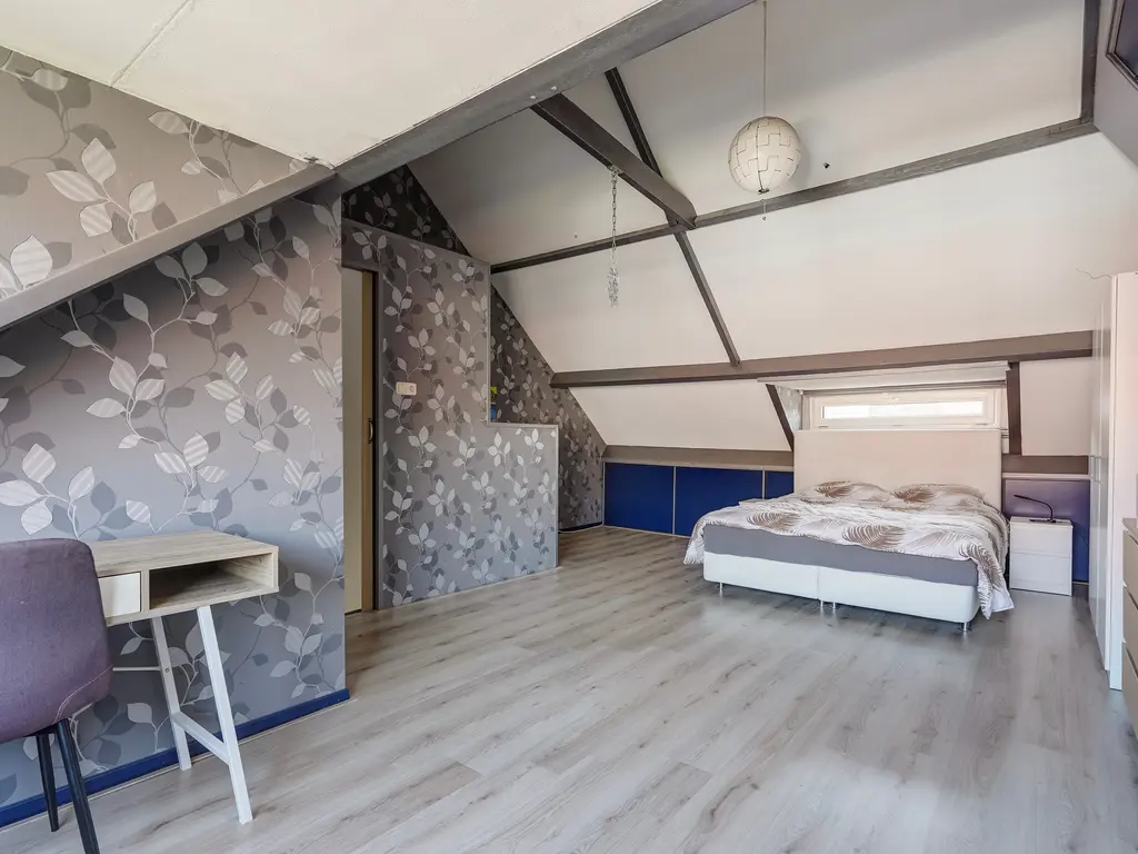 Boele van Hensbroekstraat 42, Den Haag