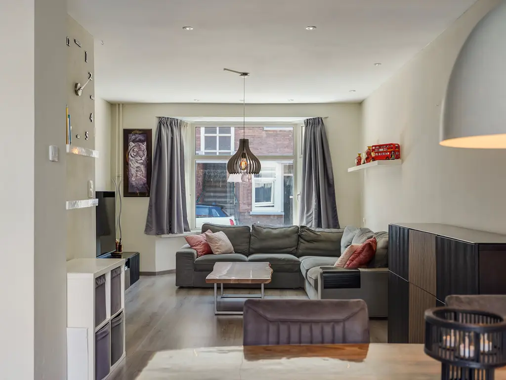 Boele van Hensbroekstraat 42, Den Haag