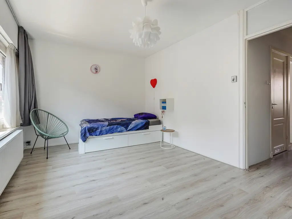 Boele van Hensbroekstraat 42, Den Haag