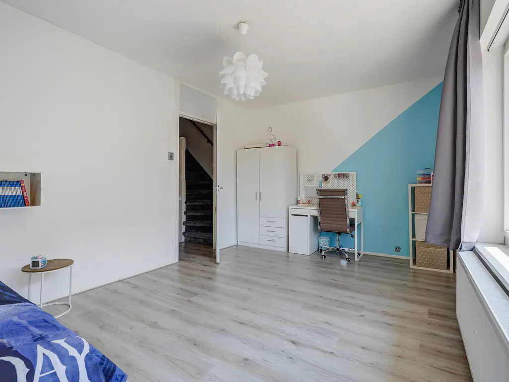 Boele van Hensbroekstraat 42, Den Haag