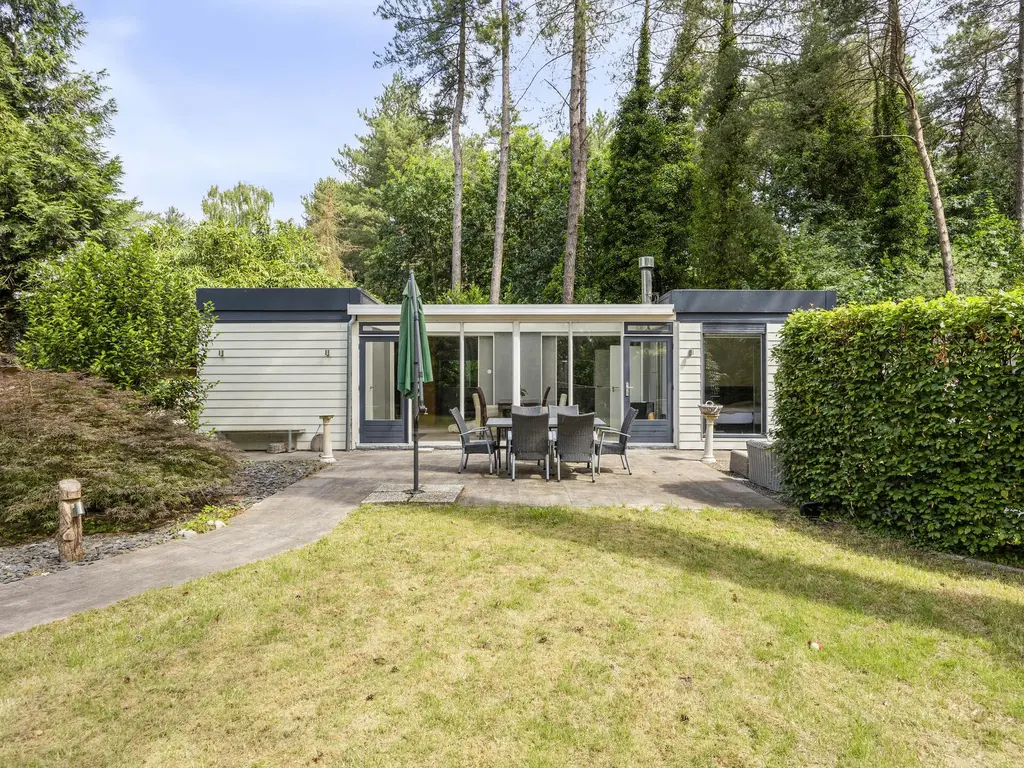 De Stille Wille 36, OOST WEST EN MIDDELBEERS