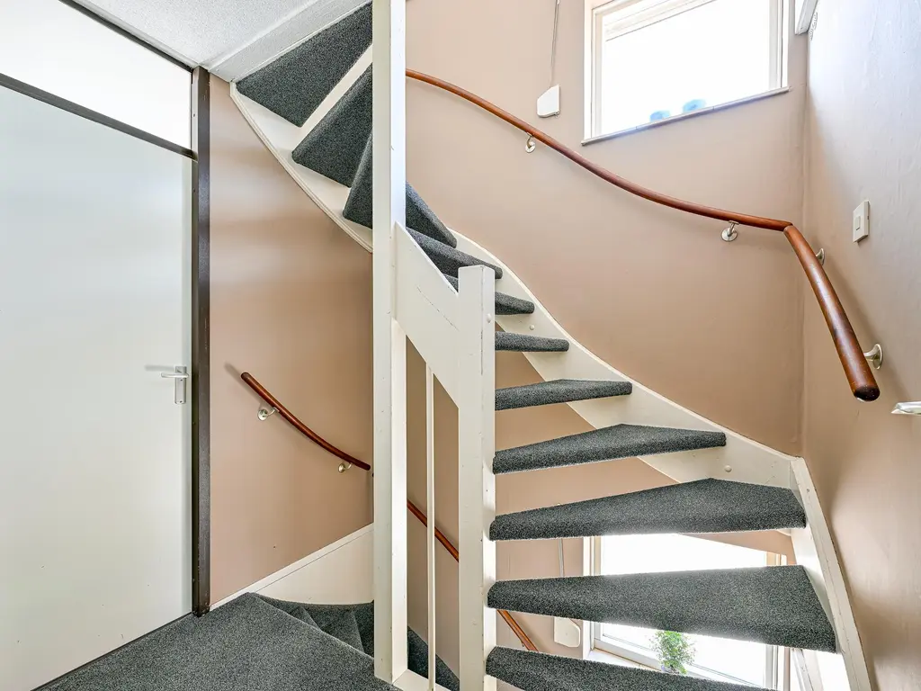 Kievit 111, HOORN