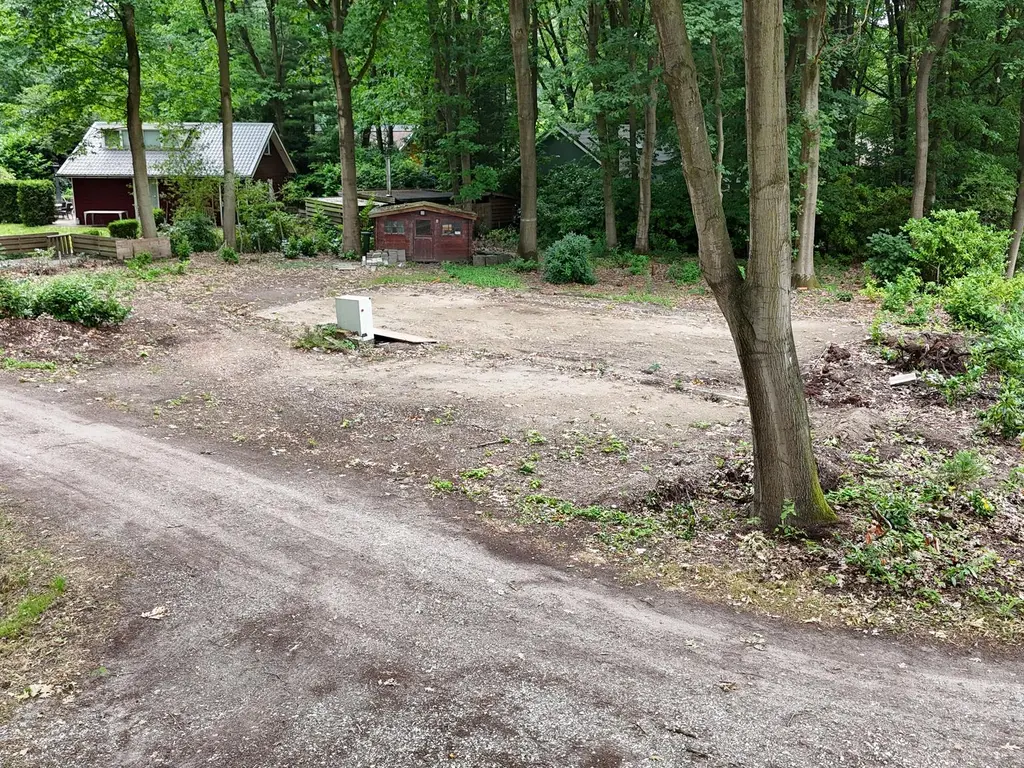 De Stille Wille 24, OOST WEST EN MIDDELBEERS