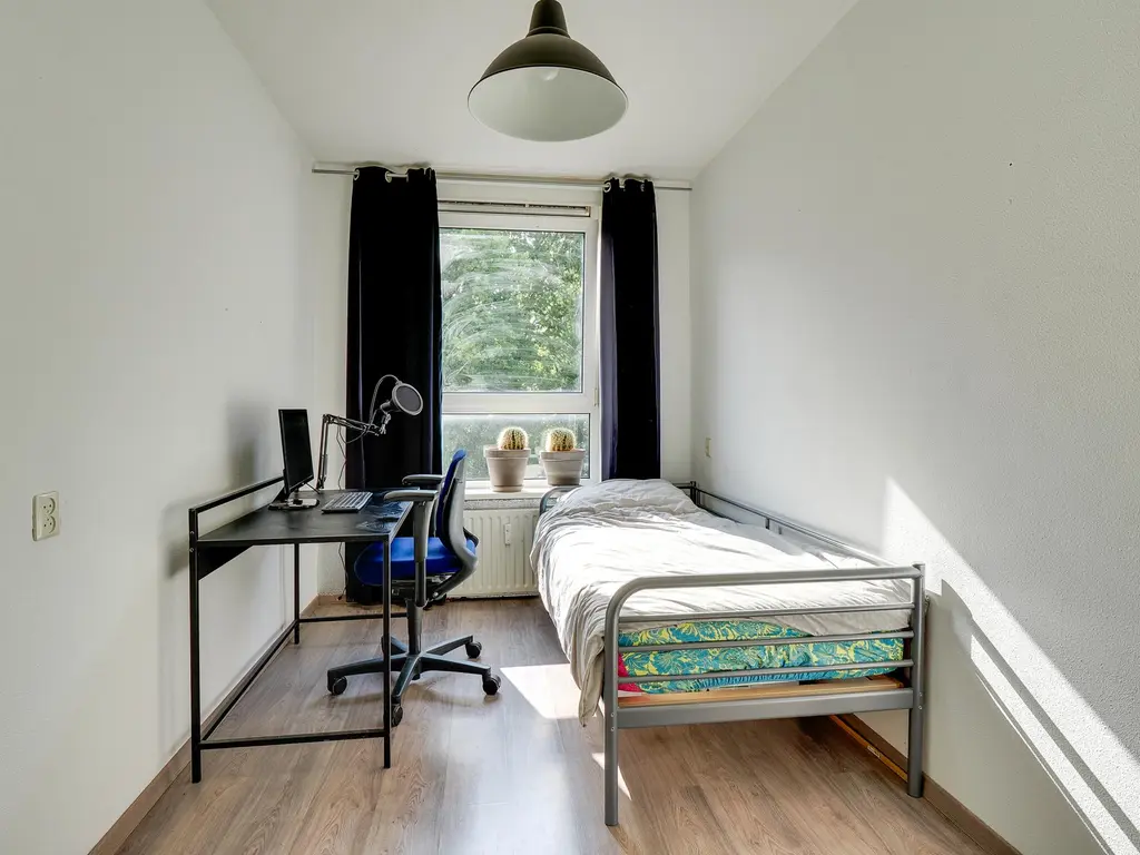 van Herwijnenplantsoen 238, NIEUWEGEIN