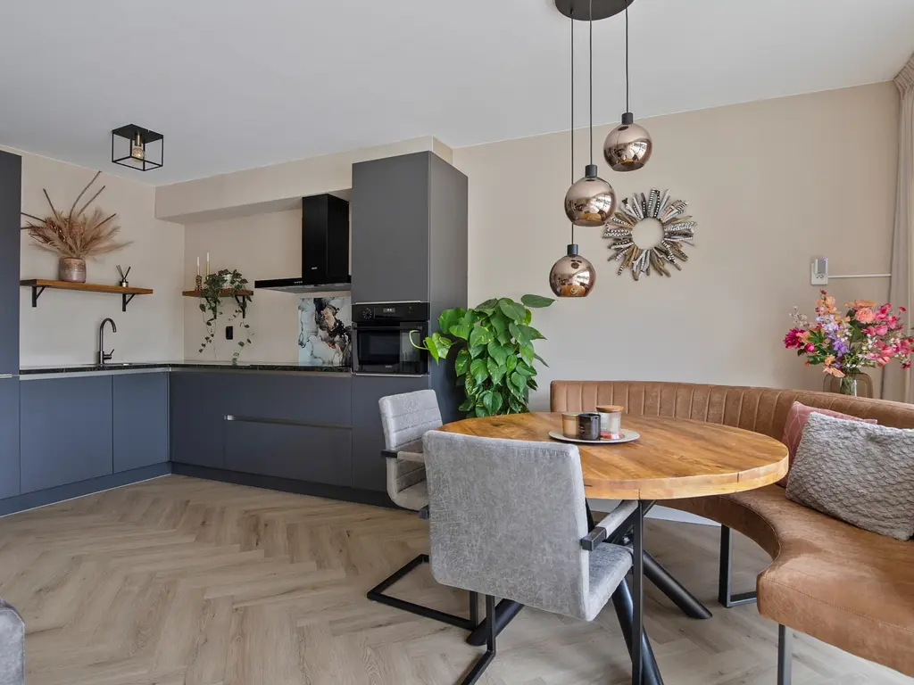 Burgemeester Wapstraat 36, Zoeterwoude