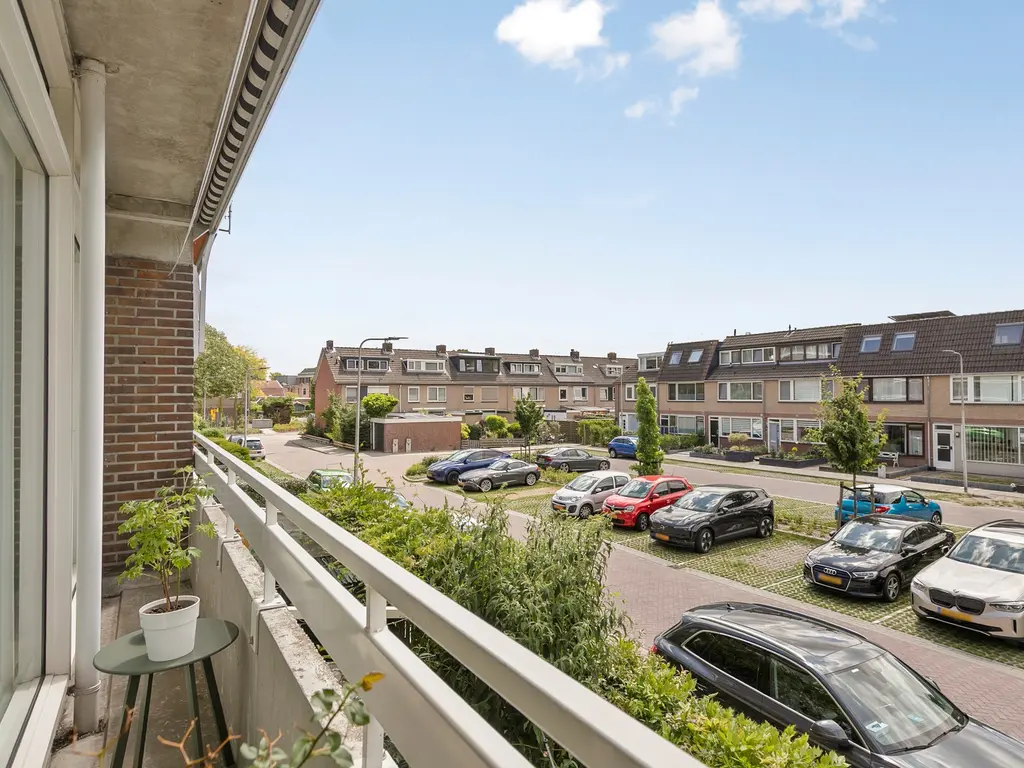 Burgemeester Wapstraat 36, Zoeterwoude