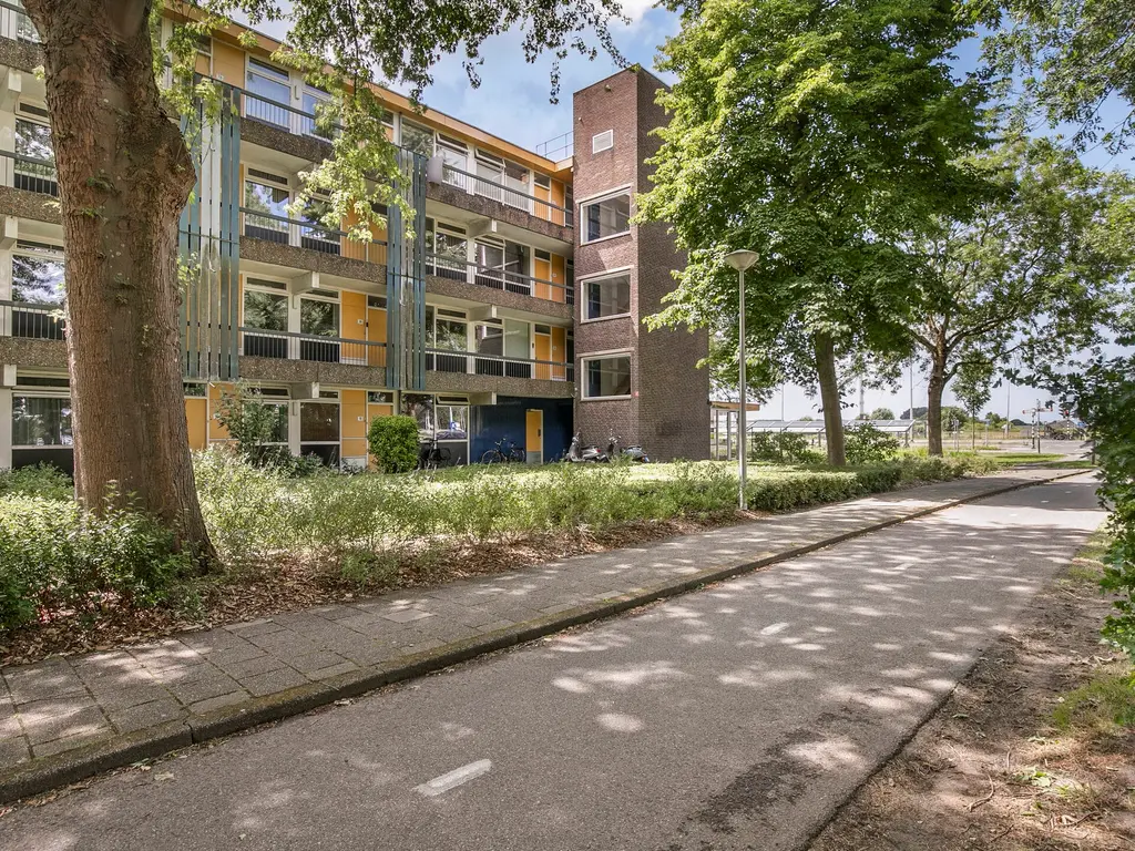 Burgemeester Wapstraat 36, Zoeterwoude
