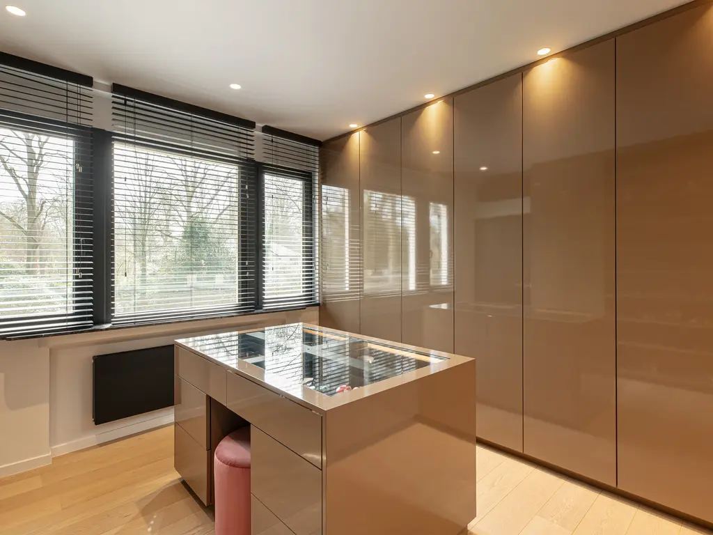 Alfons Servaislei 84  , Schoten