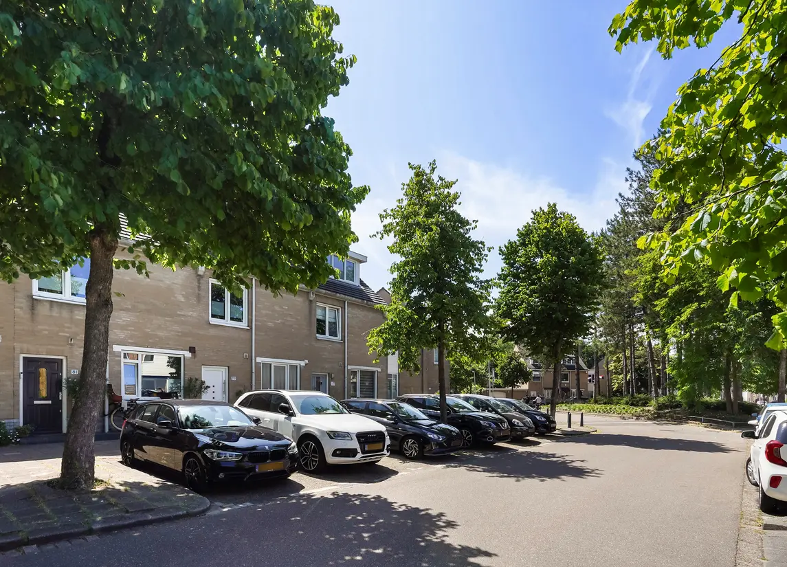 Dr. J. Presserstraat 79