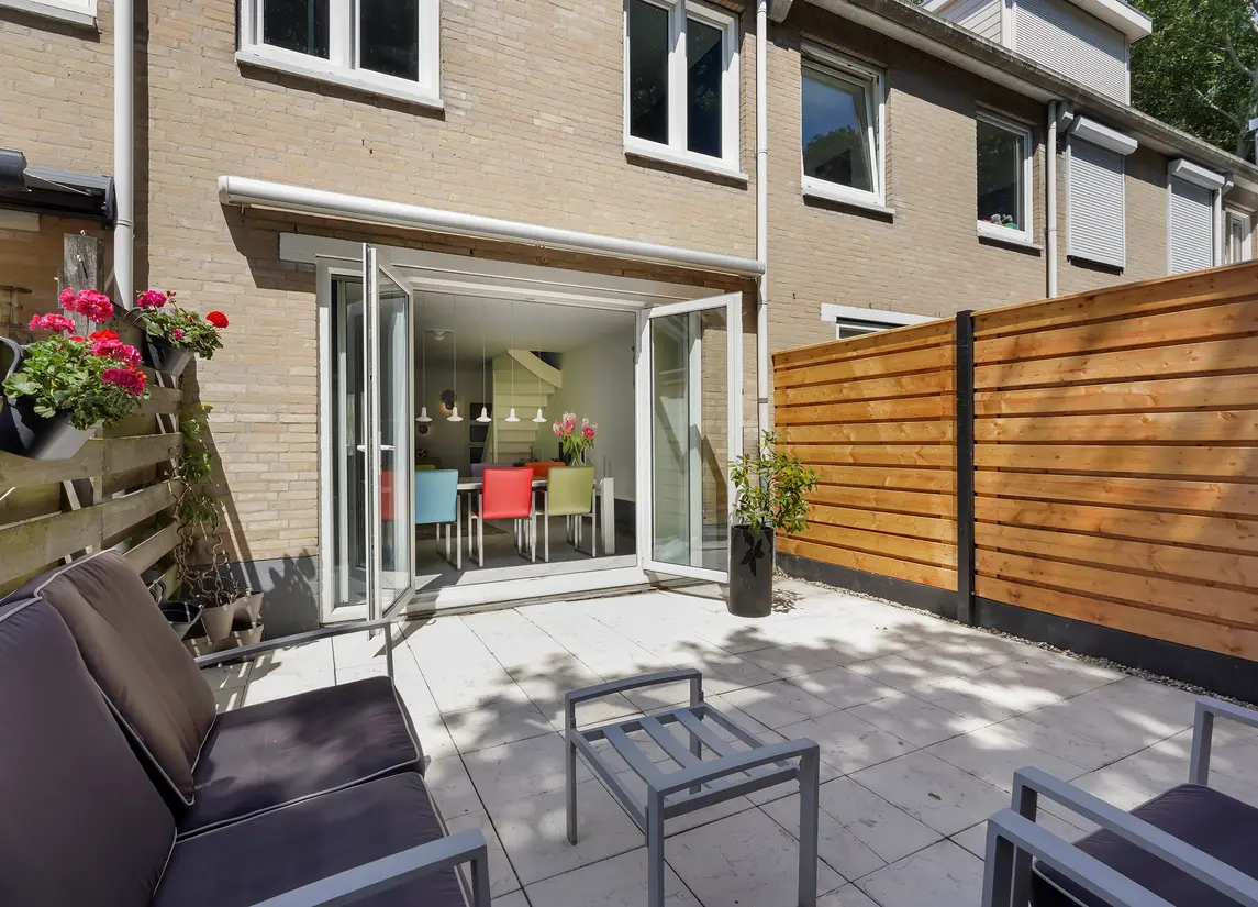 Dr. J. Presserstraat 79