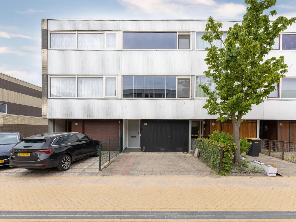 Volder 83, HOORN