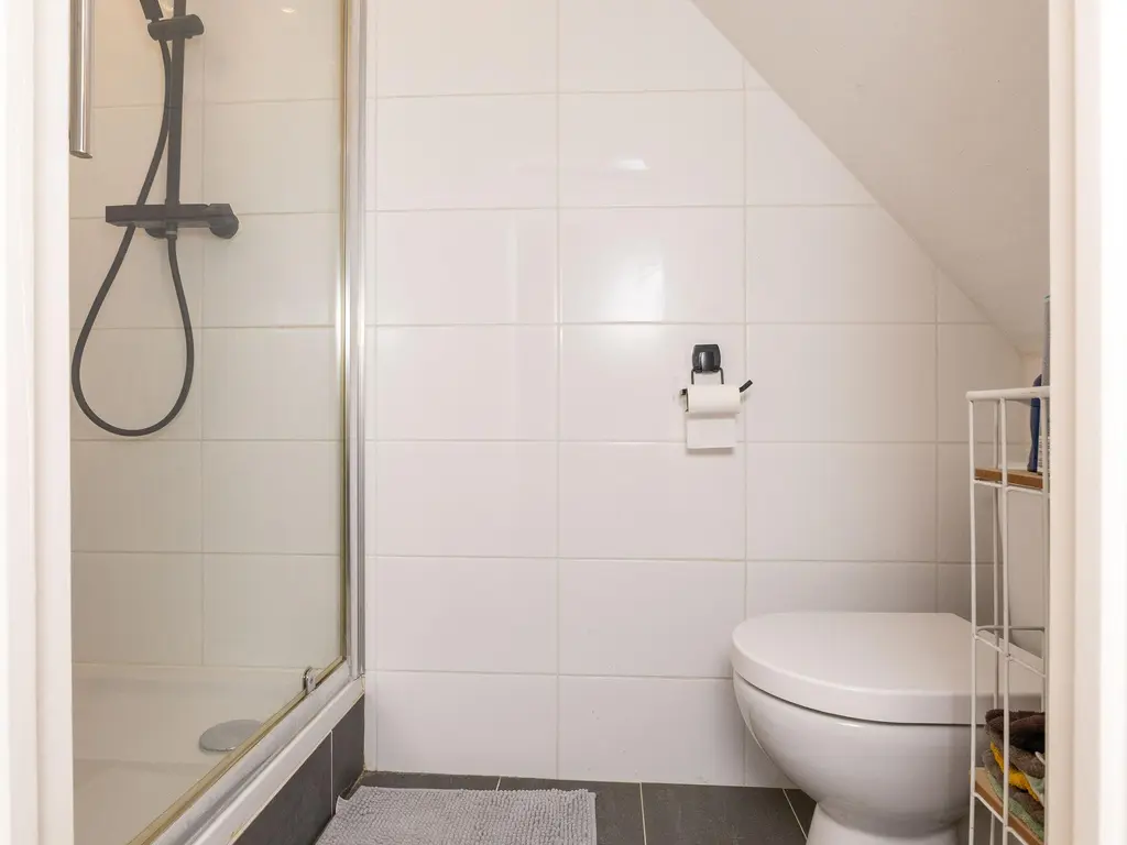 Volder 83, HOORN