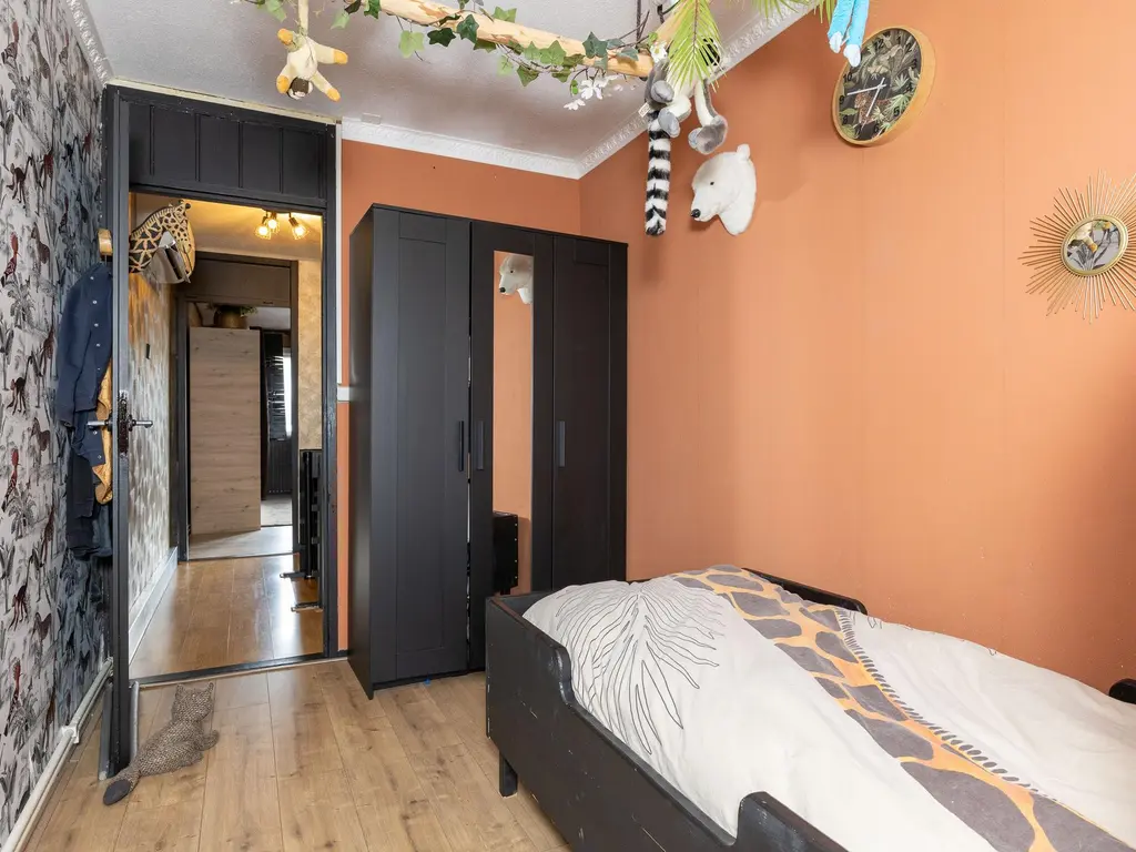Volder 83, HOORN