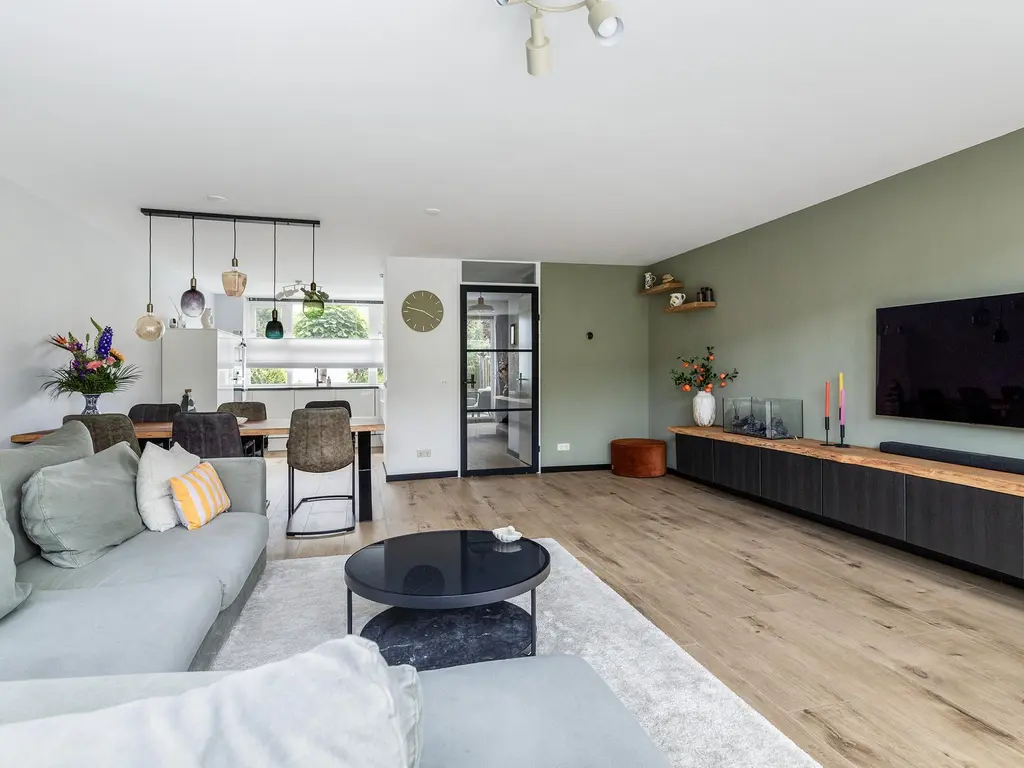 Eikenwede 91, BARENDRECHT
