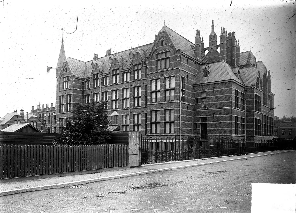 Hugo De Grootstraat 101