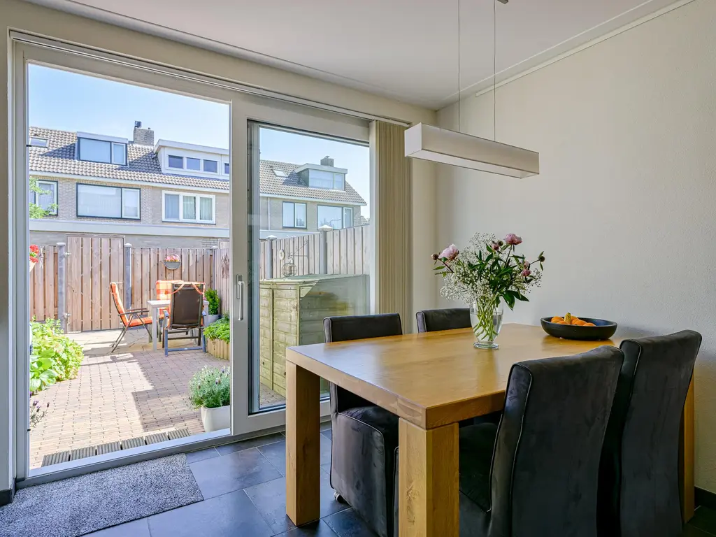 Woudrustlaan 50, HENSBROEK