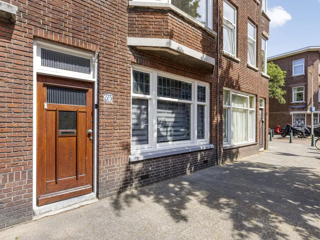 Linnaeusstraat 273, 'S-GRAVENHAGE