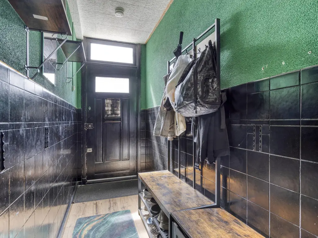 Linnaeusstraat 273, 'S-GRAVENHAGE