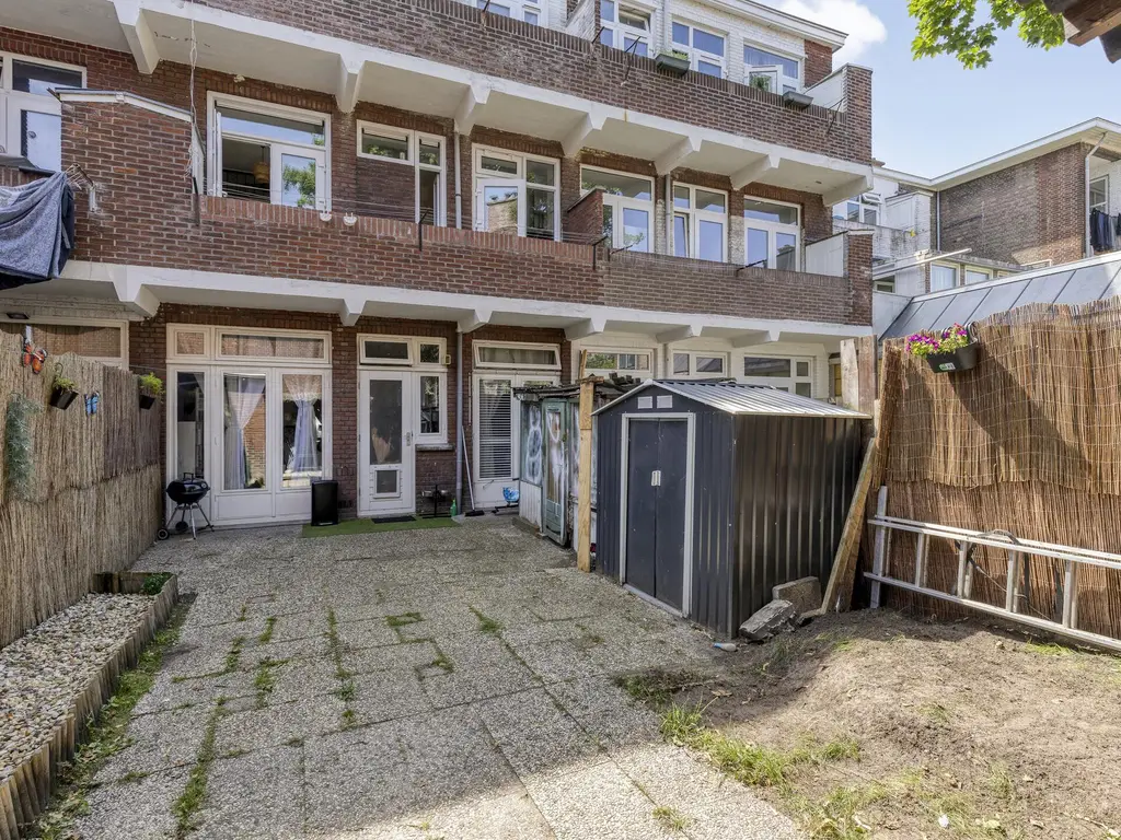 Linnaeusstraat 273, 'S-GRAVENHAGE
