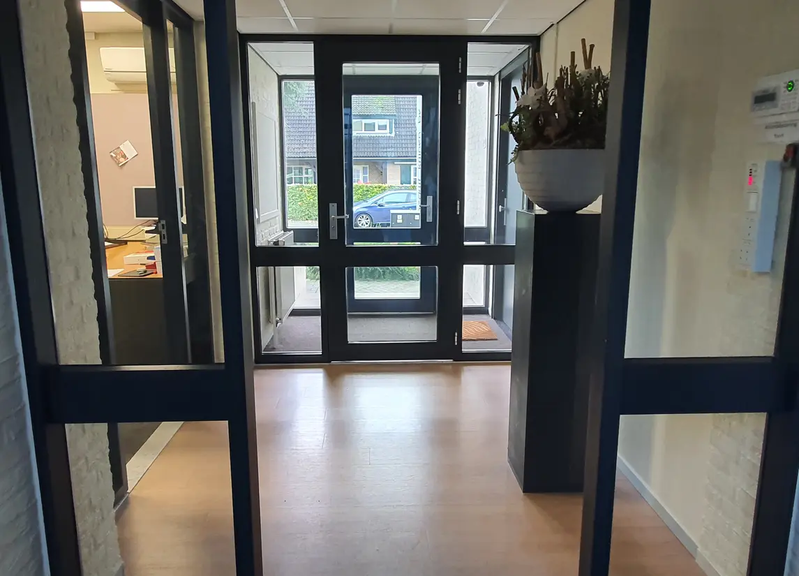 Spoorweide 8