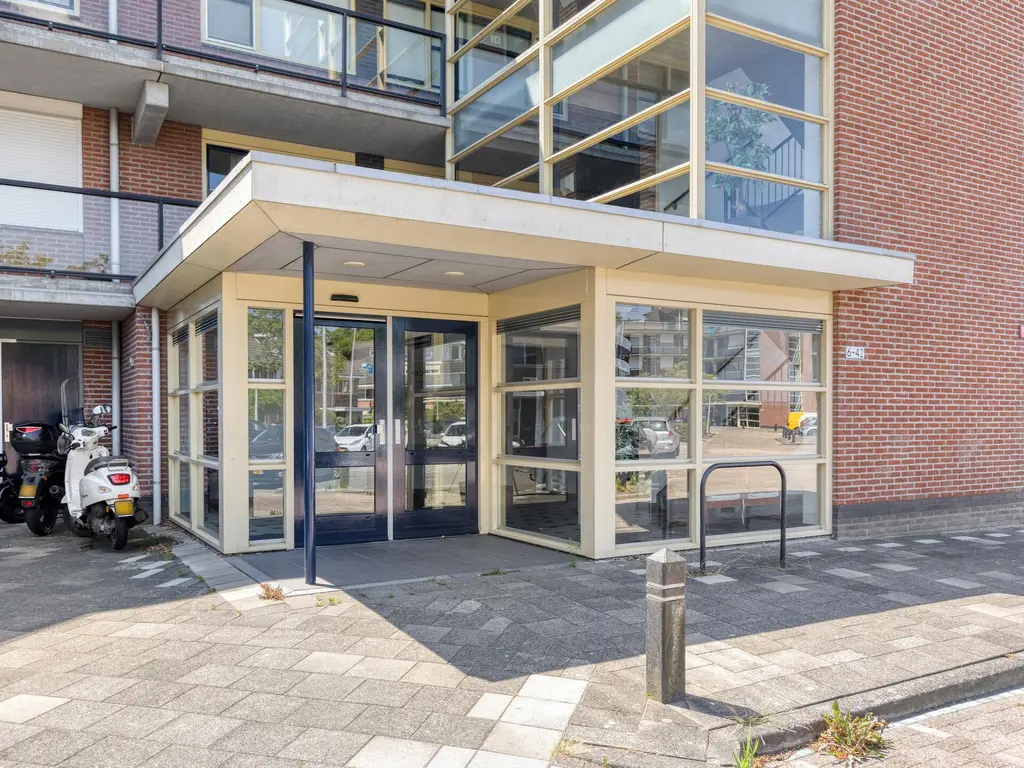 Cuypersdreef 42, BARENDRECHT