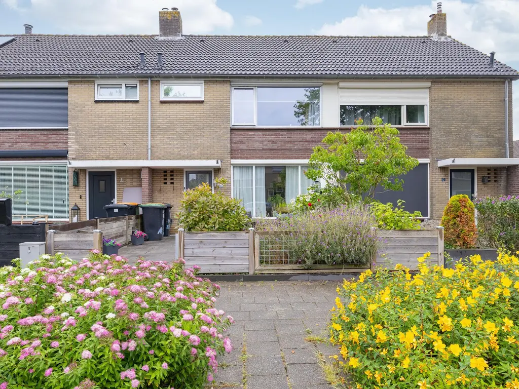 Hertog Albrechtstraat 10, Bovenkarspel