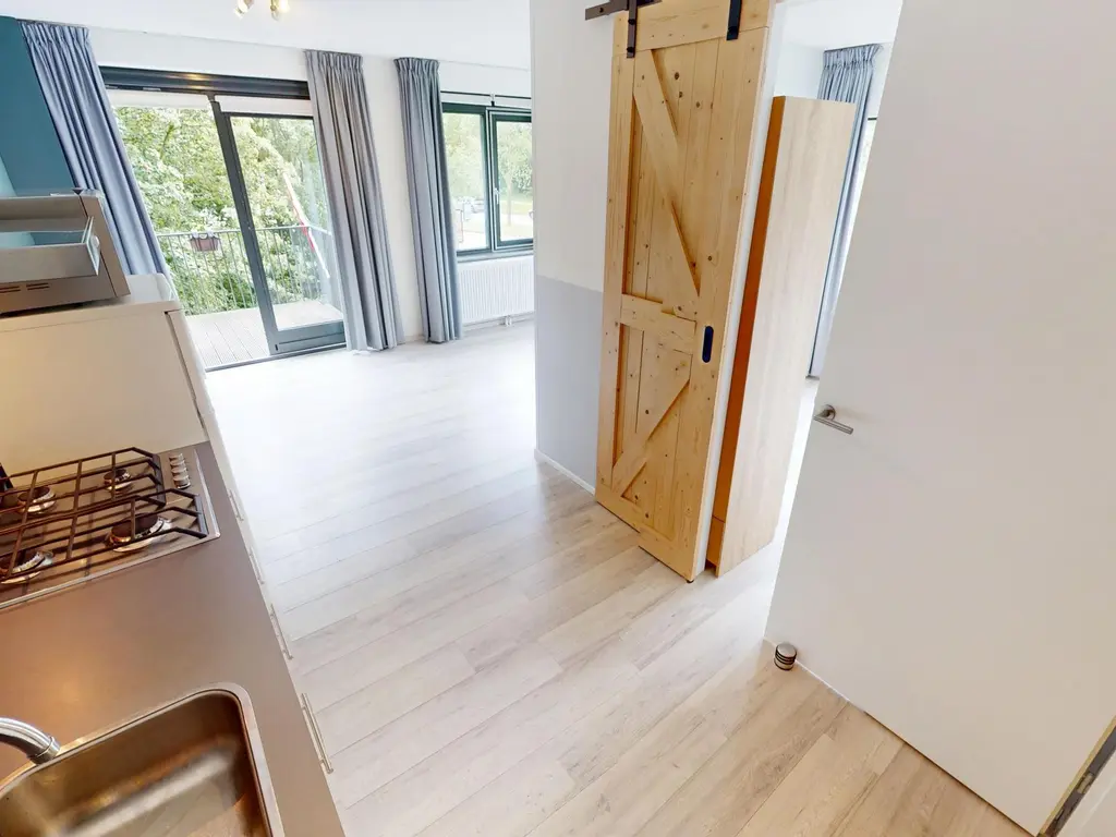 Zandsteen 17, HOORN