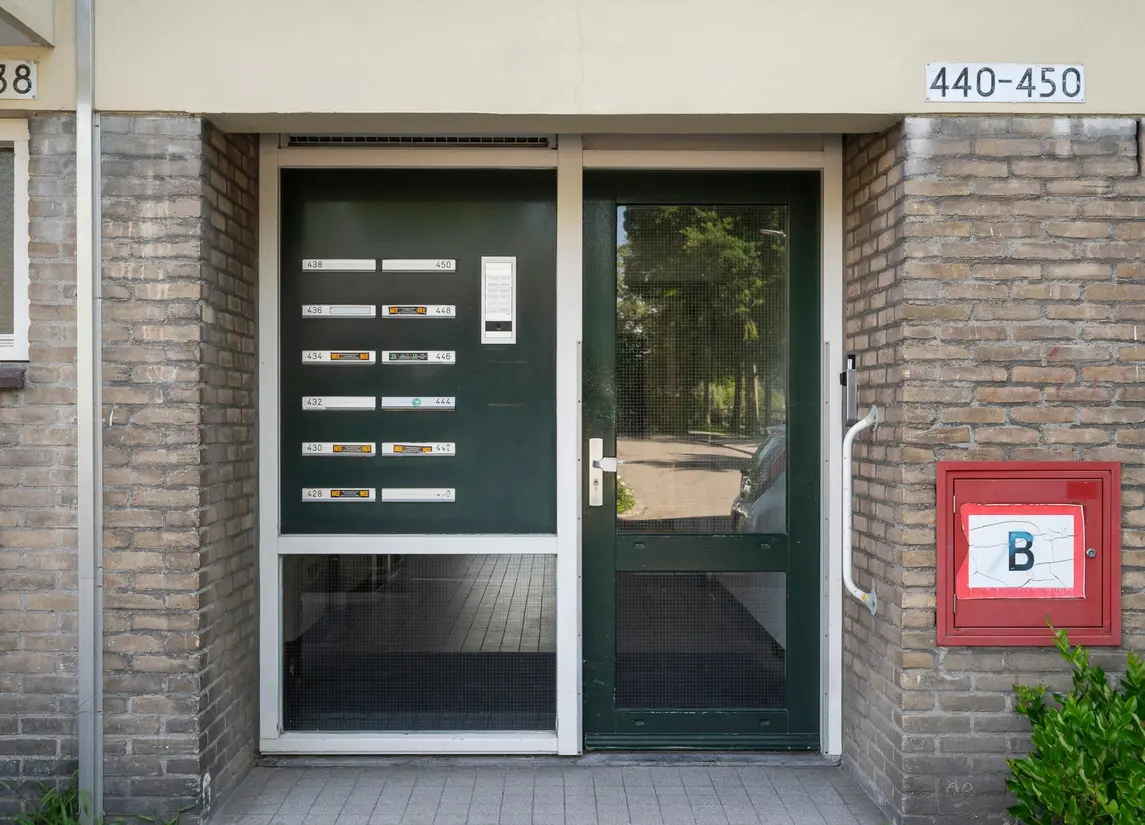 Van der Helmstraat 448