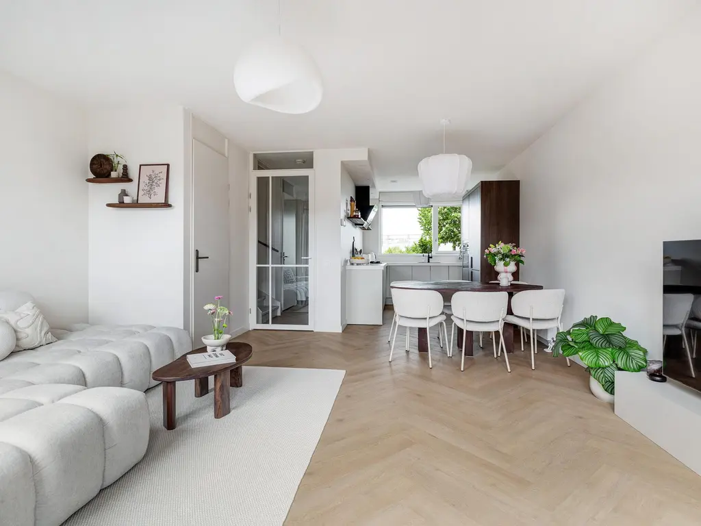 Regenboog 312, RHOON