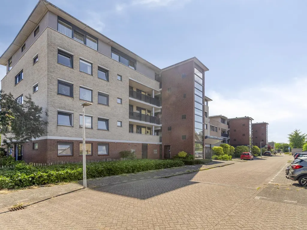 Serenadelaan 81, BARENDRECHT