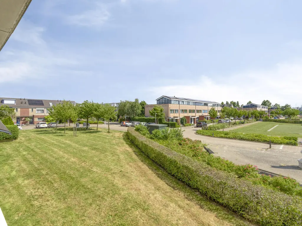 Serenadelaan 81, BARENDRECHT