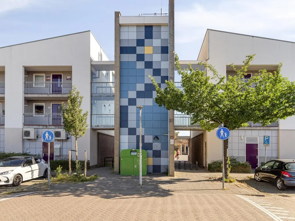 Serenadelaan 81, BARENDRECHT