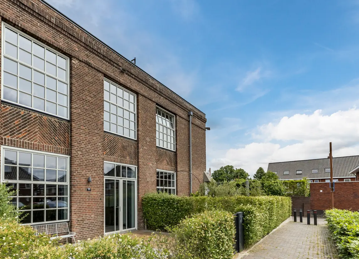 Almystraat 30