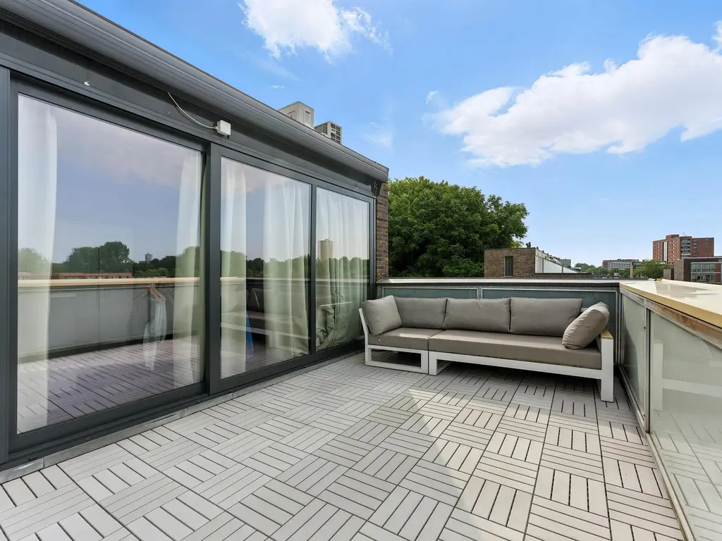 Digna Johannaweg 75, HOOGVLIET ROTTERDAM