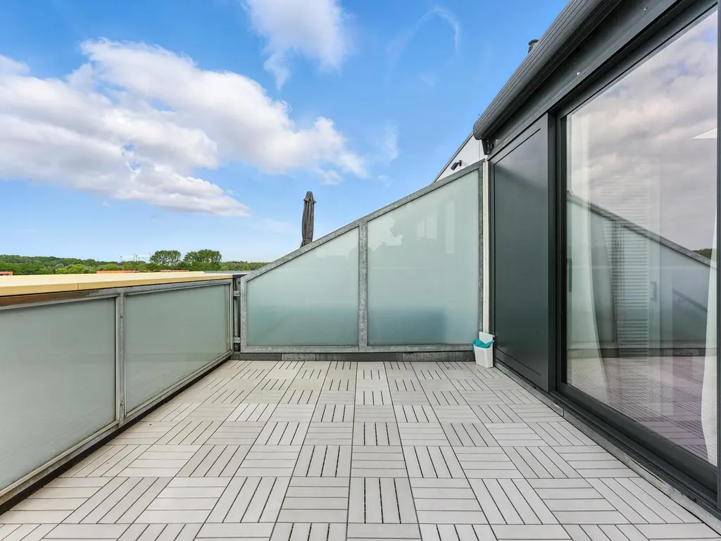 Digna Johannaweg 75, HOOGVLIET ROTTERDAM