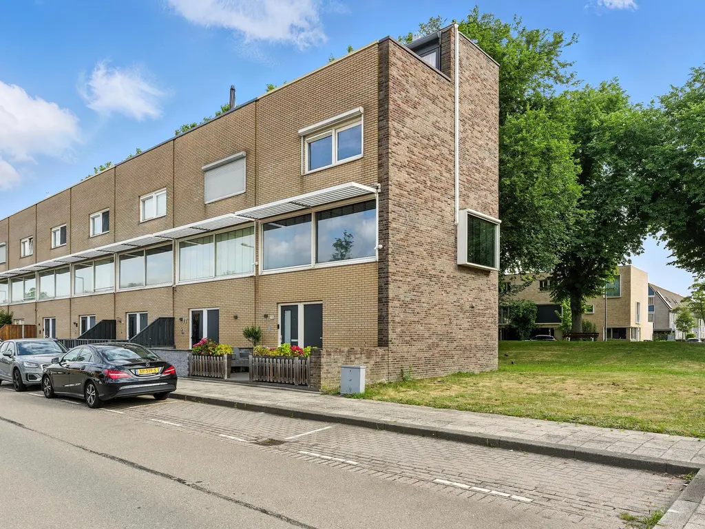 Digna Johannaweg 75, HOOGVLIET ROTTERDAM