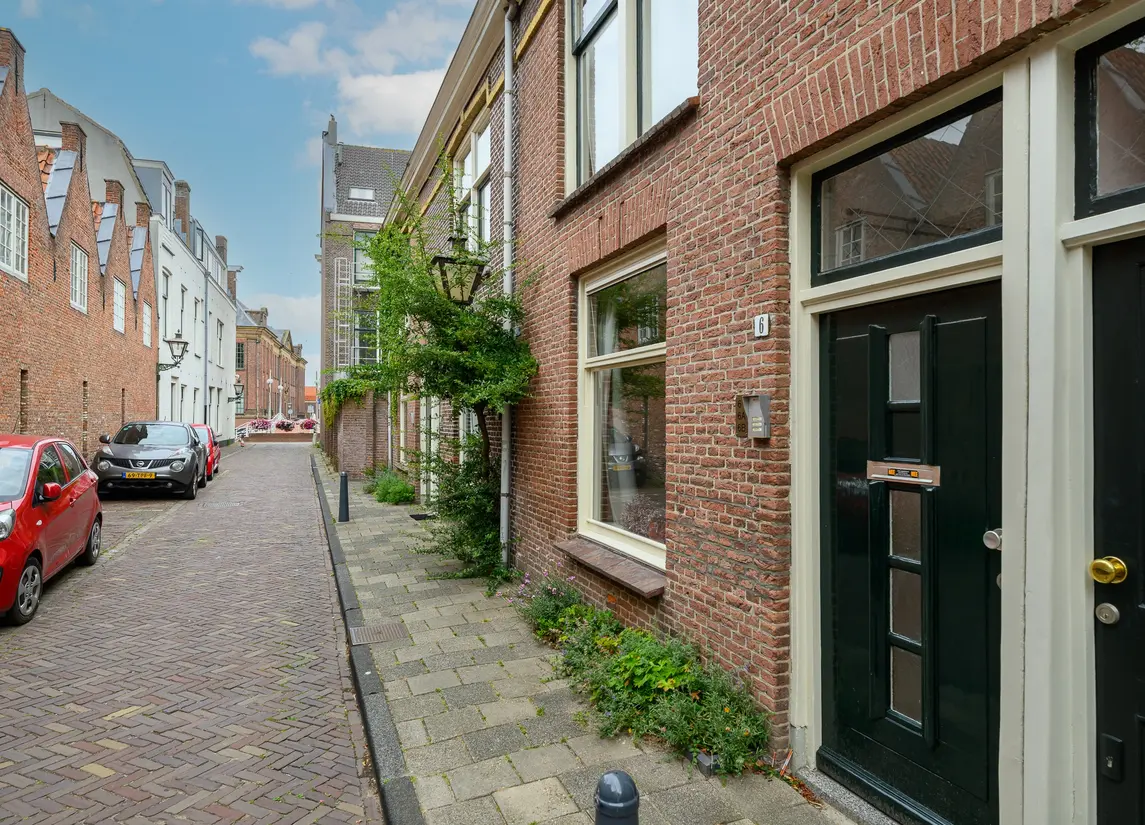 Lange Lijsbethsteeg 6