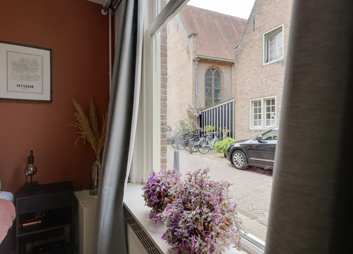Lange Lijsbethsteeg 6