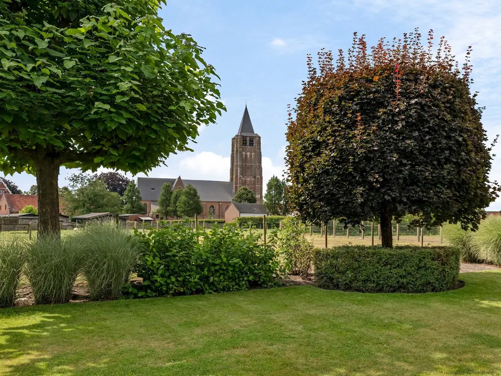 Koning Albertstraat 181  , Ravels