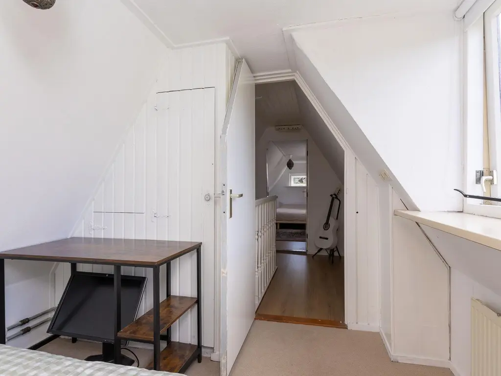 Dorpsstraat 111, Winkel