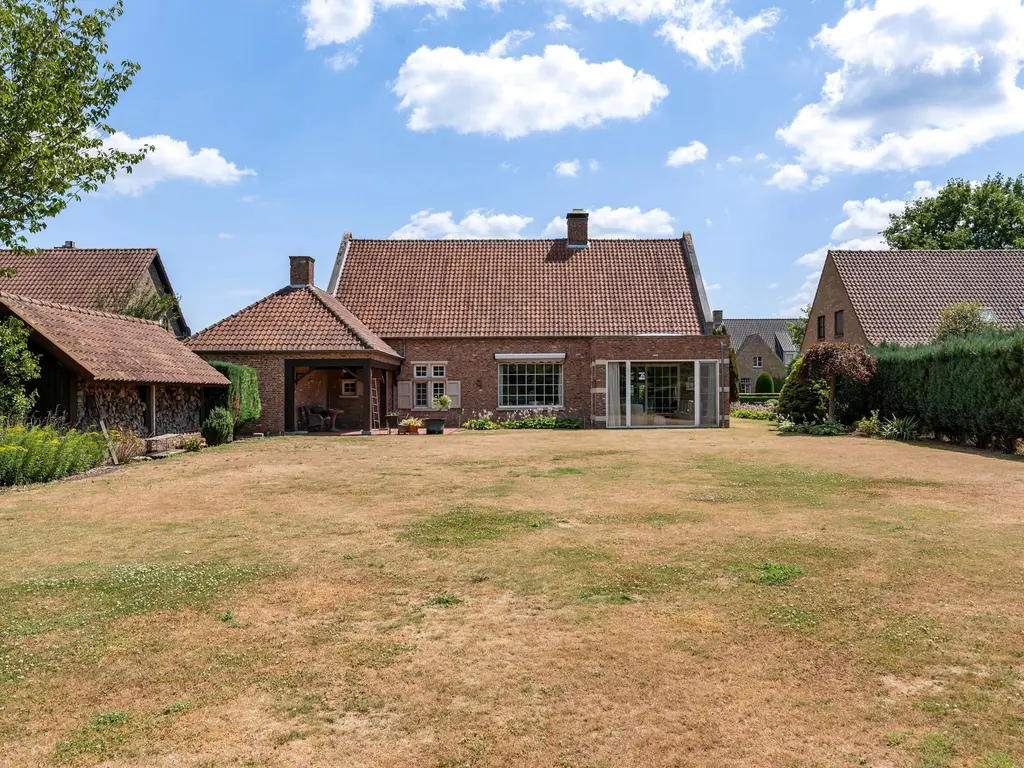 Steenweg Weelde 116  , Ravels